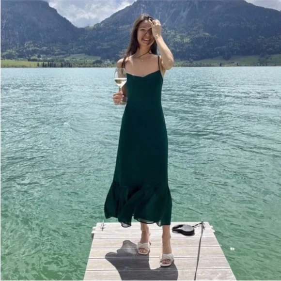 NEW Reformation Emersyn Dress Emerald 2 - Picture 6 of 17